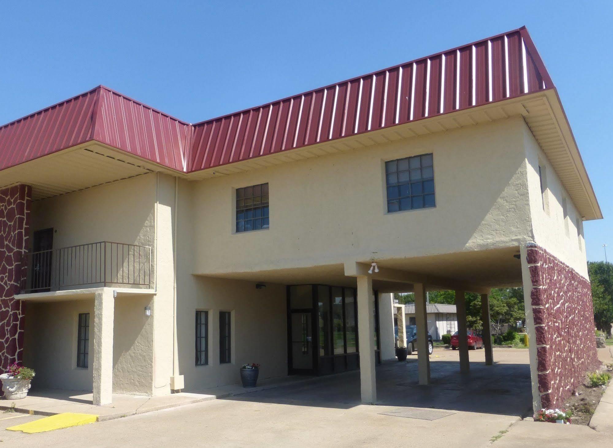 Red Roof Inn フォレスト・シティ エクステリア 写真
