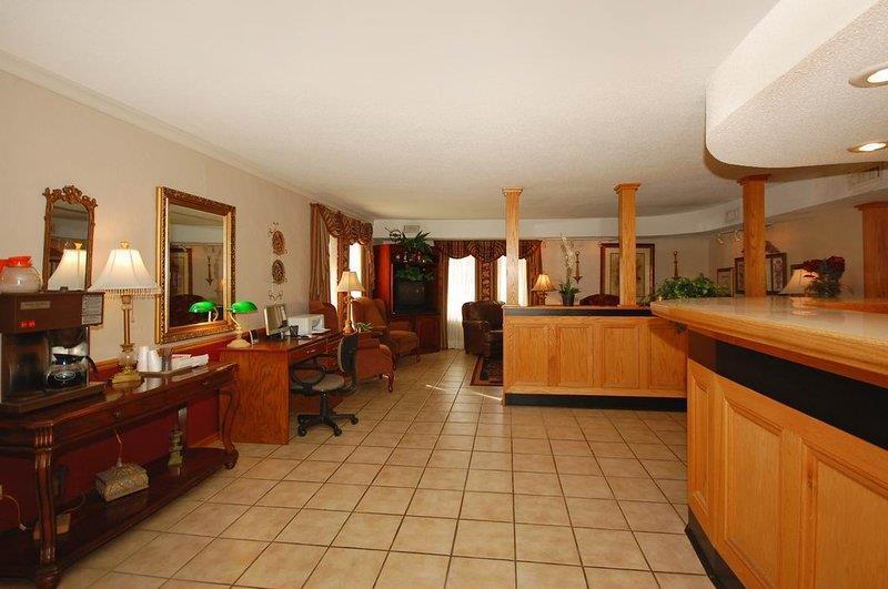 Red Roof Inn フォレスト・シティ インテリア 写真